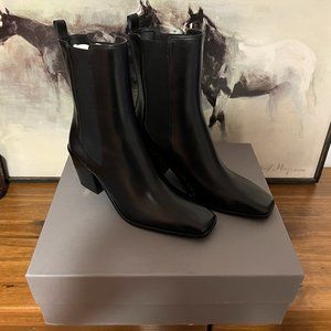 Thursday Boots Womens Soho High Heel Chelsea